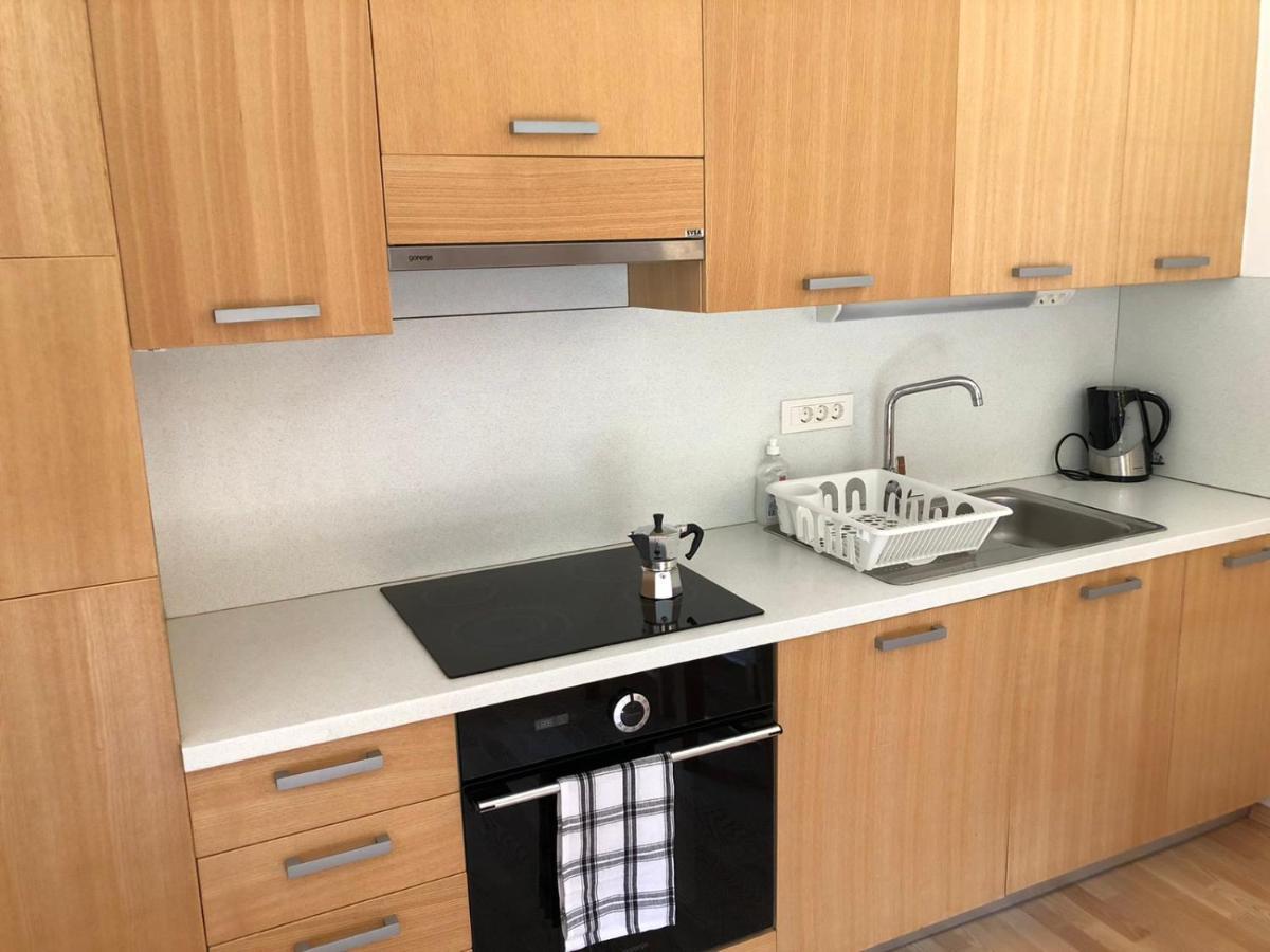 Apartma Runi pod Zlato lisico Pekre Exterior foto